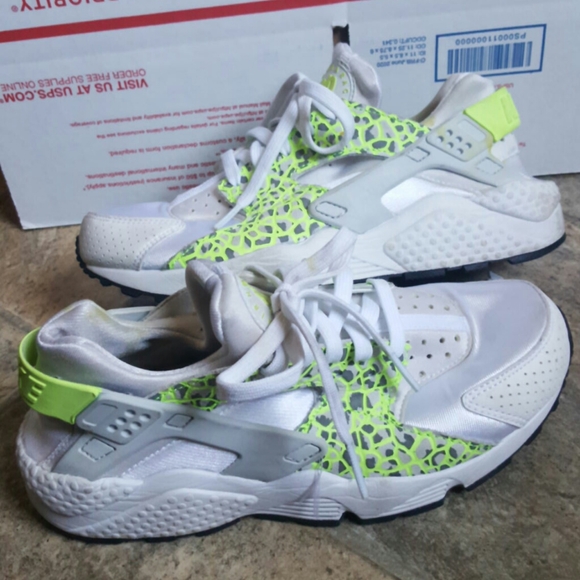 Shoe White Lime Green And Blue Huaraches Nike Shoes Womens